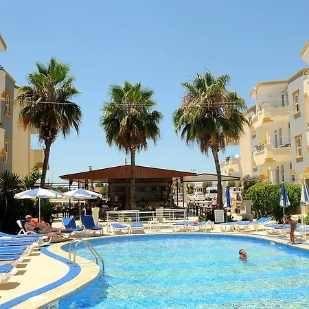 Midnight Sun Hotel 3*