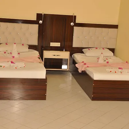 Midnight Sun Hotel